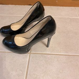 Beautiful pumps. Size 8 1/2 very lightly worn.